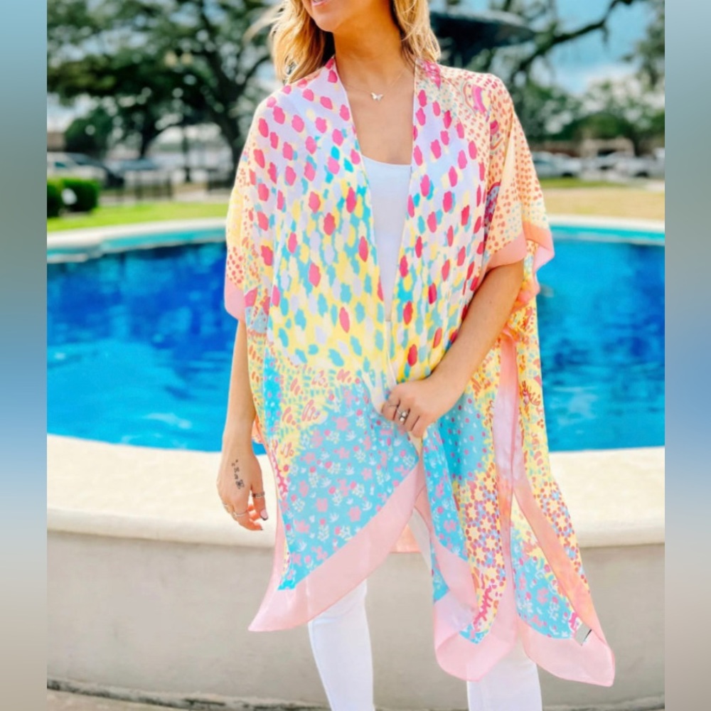 Do Everything in Love Memphis Kimono